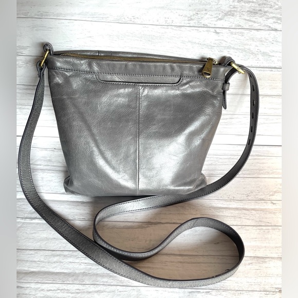 VINTAGE HOBO Torin Gray Leather Crossbody Bag Strap adjustable, Top zip closure. - Picture 1 of 15